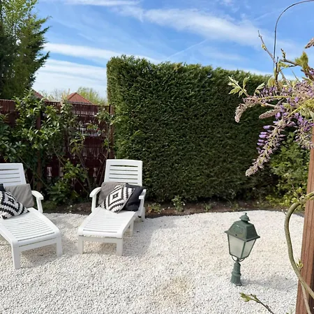 Charmante Woning Omheinde Tuin, Dichtbij Strandje Vp023 * Herkingen