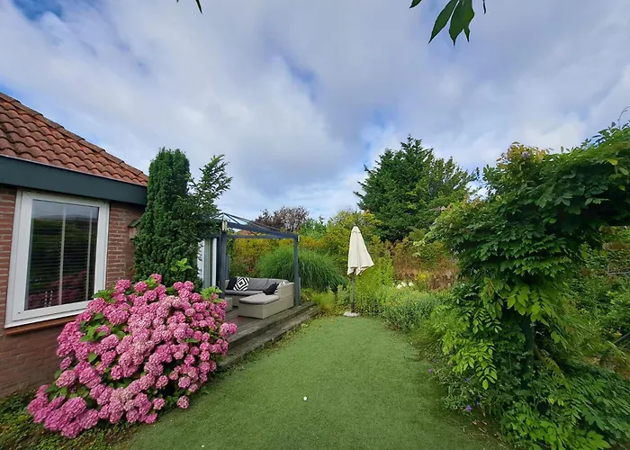 Casa de Férias Charmante Woning Omheinde Tuin, Dichtbij Strandje Vp023 *
